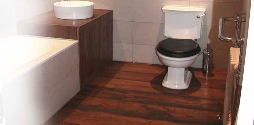 lantai kayu solid kamar mandi