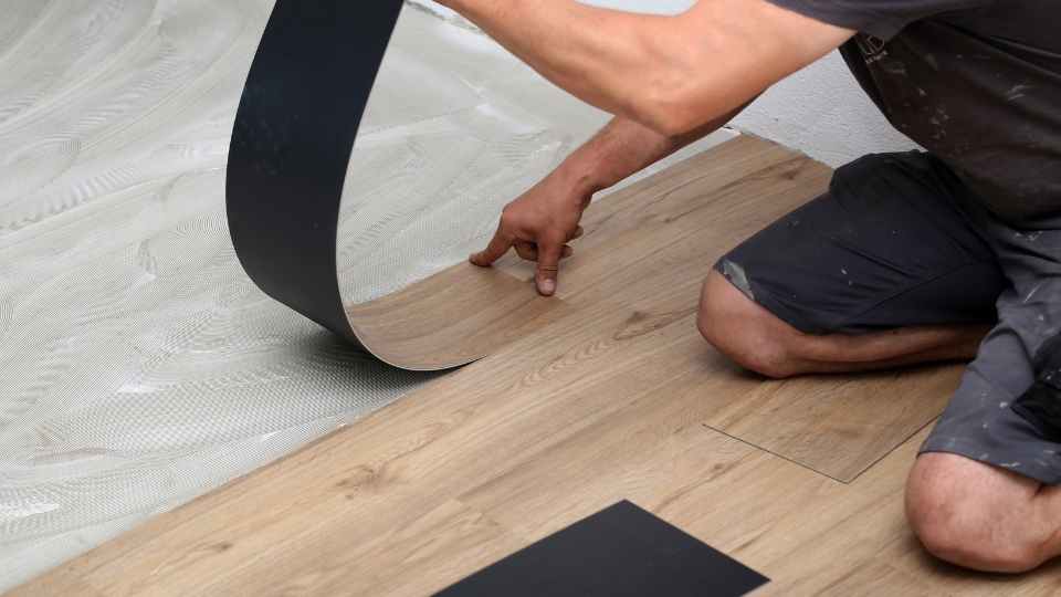 Tingkat Fleksibilitas Vinyl lantai, Parket solid, Lantai laminate