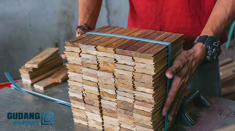 parket kayu jati