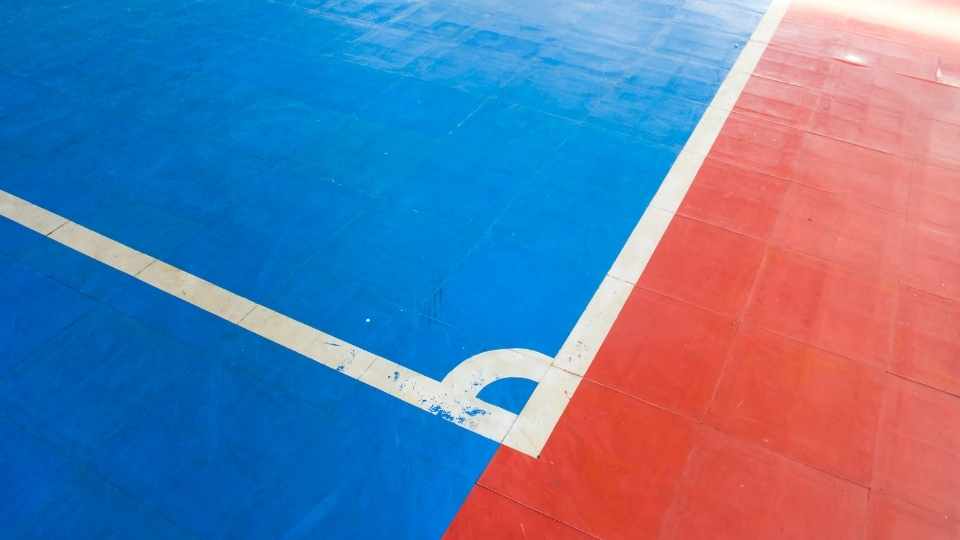 harga lantai interlock lapangan futsal