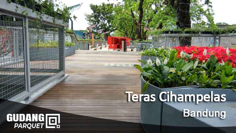 Teras Cihampelas Skywalk Bandung