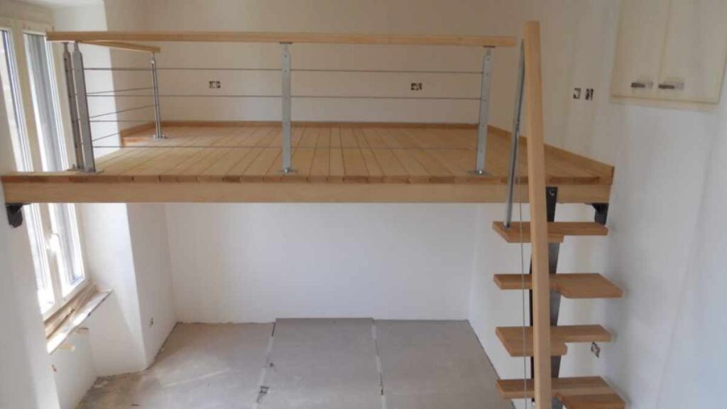 mezzanine kayu